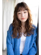 マグノリア オモテサンドウ(MAGNOLiA Omotesando)&nbsp;エアウェーブで大人かわいいワイドバングでぬけ感MIX美髪パーマ