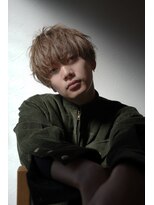 オーシャントーキョー ホワイト 原宿(OCEAN TOKYO WHITE)&nbsp;ダブルカラー　ベージュ　ショート