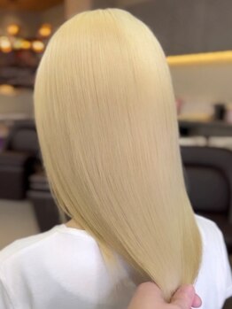 マーキー 名古屋栄(MARQUEE)の写真/【矢場町駅1分】カラーを繰り返した髪も内部から補修♪あなたの髪の状態に合わせたケアを提案します◎