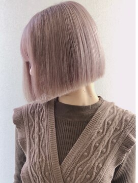 メロウ 神戸三宮(mellow) 前下がりボブ / ミルクティーグレージュ