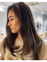 ノラ ウメダ(NORA UMEDA)&nbsp;レイヤーカット地毛ハイライト西海岸海外風ブリーチカラー