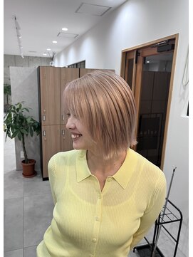 ソルア 上本町(solua) ミルクティーベージュ / ボブ / 高濃度水素カラー / 20代 / 30代