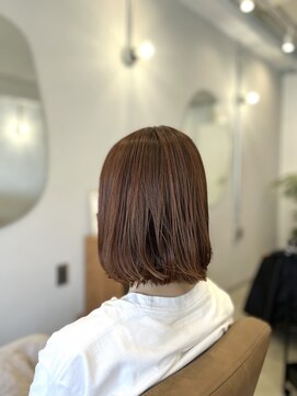 トトノウ 切りっぱなしボブ