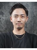 ビジネスショートヘア