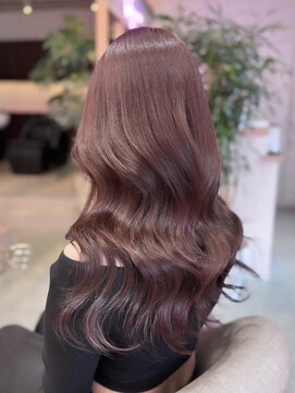 ウィクシーミミ 栄矢場町店(wixy mimi) ワインレッド