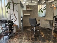 各セット面仕切りあるお席・半個室席など、、まるでプライベート空間♪