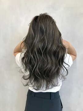 サーフハイライト×グレージュ