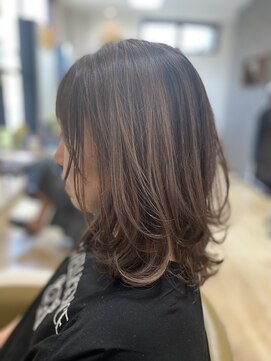 シャイン(shine) カット+ヴィラロドラカラー+スパトリートメント