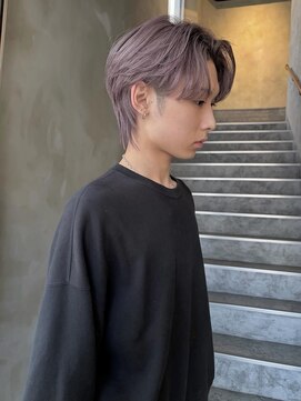 ネイト(Neit) ラベンダーグレージュメンズカットセンターパート