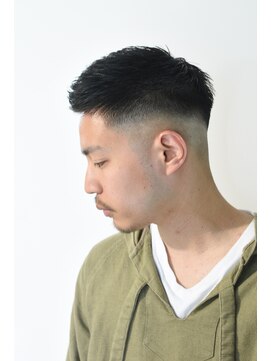ザ オーダー(THE ORDER) スキンフェードスタイルスパイキーショートクロップ刈り上げ