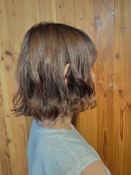 アルファサリダ(ALPHA SALIDA) 大人可愛いふんわりボブ