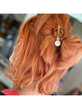 ヘアーズケアーフォルテ ビビットオレンジ