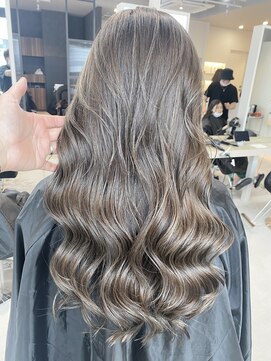 リア 近鉄八尾店(Lia) ブラウングレイジュ