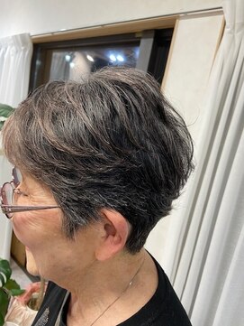 シニアショートレイヤー L エトワール Etoile のヘアカタログ ホットペッパービューティー