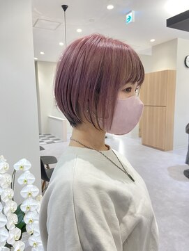 ヴィサージュタイム(VISAGE thyme) ショートボブ/ショートカット/ハイトーンカラー/インナーカラー