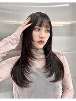 トニーアンドガイ 青山店(TONI & GUY) 顔まわりレイヤーミディアムストレートニュアンスカラー