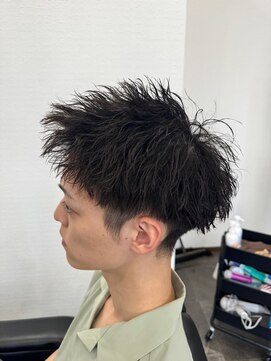 エイト(AITE) ベリーショート/ダークアッシュ/ニュアンスパーマ/韓国マッシュ