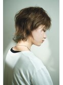 ウルフカット×ハイトーン|個性派ショート/外ハネウルフ