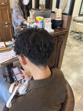 ハグヴィアン(HUG BIEN) メンズパーマ