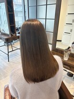 ソリス(Solis)&nbsp;アッシュベージュ×髪質改善トリートメント