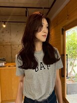 カフネ ジュントス ヨロ(Cafune' juntos YOLO)&nbsp;ふとした時に大人っぽさを纏うラフレイヤー（枚方/レイヤー）