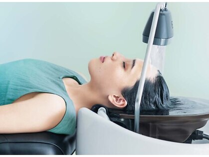 コス(KOS)の写真