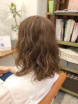 ピールアーク(peal ark) ミディアムミックスカール×デジタルパーマ