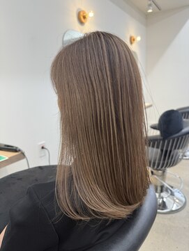 アニー 松戸(ANNI) ミディアムヘア/白髪ぼかし/ハイライト/松戸駅