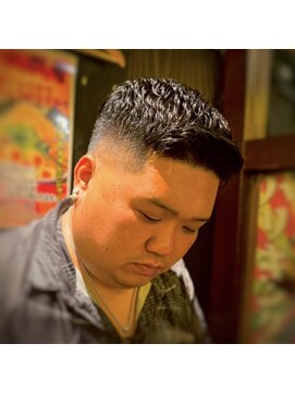 ワンリンク(One Link) 【濡れパン】［フェードカット×アイロンパーマ］