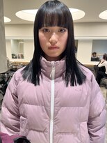 ルノ(RUNO)&nbsp;ハッシュカット/顔まわりレイヤー/くびれミディアムレイヤー