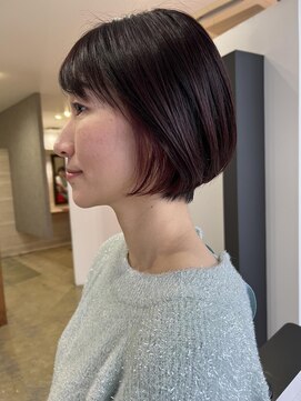 ニド(2do) ショートボブ+イヤリングカラー