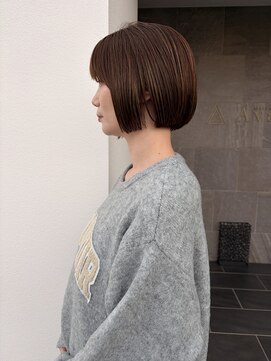 メゾン アヴァロ(Maison Avallo) 春を感じるプツッとミニボブ