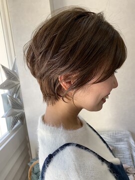 ラウレア(Laule'a) フェミニンショート