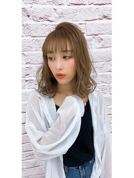 オーロ 西宮店(ORO) ハイライトでナチュラルハイトーン