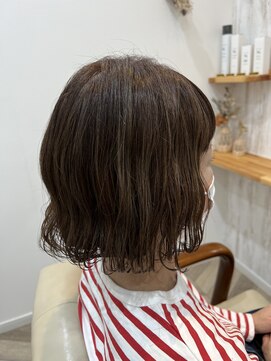 ルヴェール 茜部店(LeVert) 波巻きゆるふわボブ