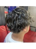 波巻きスパイラルパーマ+メッシュ