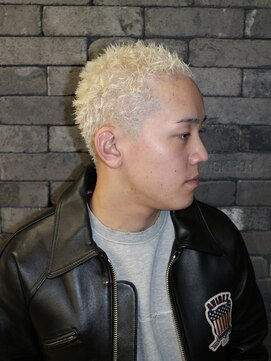 スリーセント 栄(3/cent) イージードリル/パンク/刈り上げショート/ホワイトブロンド