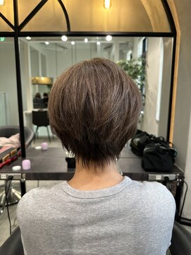 ロンドエニカ 大宮(Lond enika) イメチェン外ハネボブ美髪ワイドバングレイヤーショート/大宮