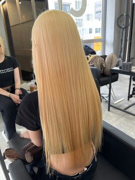 シエンゴールド(CIEN gold) ブロンドカラー/抜きっぱなしブロンド/ブリーチ#浜松駅#カラー