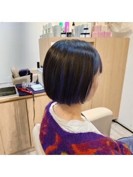 ブロッサム 保谷(Blossom) 20代30代40代大人インナーカラー耳掛け切りっぱなし大人ボブ