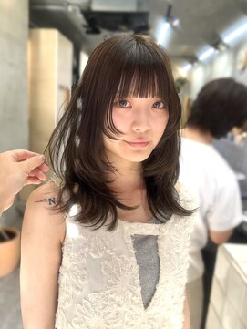 ソルトウォーター(SALT WATER) オリーブベージュ/レイヤーカット/ブリーチなし/恵比寿/代官