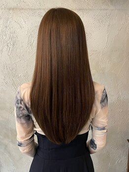 プライベートサロン キッテ(private salon kitte.)の写真/【髪質改善】癖はしっかり伸ばしながらピンピンじゃない自然なストレートで髪質美人に＊酸性ストレートも◎