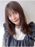 ミディアム/レイヤーカット/顔周りカット/ベージュ/透明感カラー