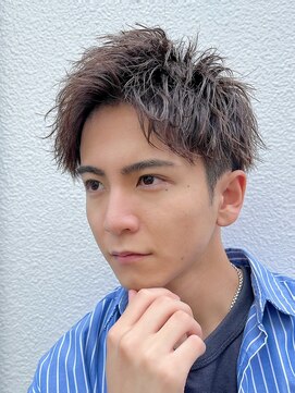 アイビーズ(IVYS) メンズショートビジネススーツ髪型大人メンズアップバング