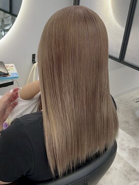 シーバイスリー 綱島(C×3) 暖色ミルクティーベージュ