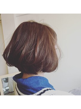 カタチヘアー(HAIR) １６。。。すなお。。。笑顔かわいい。。。ボブのカタチ。。。
