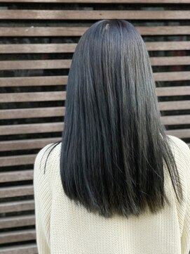 クロ ヘアー(CURRO HAIR) アッシュブラック