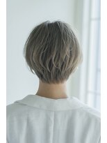 ガーデン タチカワ(garden tachikawa)&nbsp;20代30代大人かわいい耳掛けショート×ハイライトべージュ