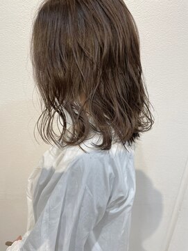 ロロネー 梅田(Lolonois) 【Lolonois梅田】赤み消しカラー　馬越露莉