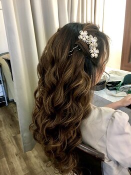 メイクアップノーブル(Make up NOBLE)の写真/高円寺屈指の【ヘアセット＊メイクの専門店】大切な日は勿論♪普段使いにもヘアメイクプラスで素敵な一日に